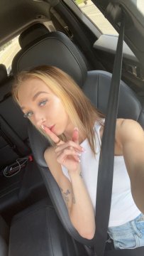 AnaisNOwaterHORN aus Genève,Schweiz